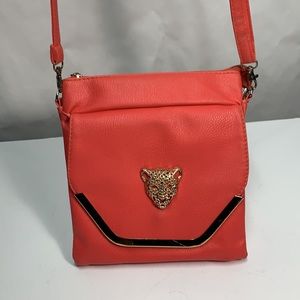 Pretty purse with Jaguar head.
